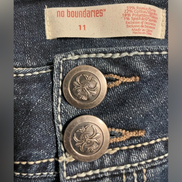 Dark wash jeans size 11 - Picture 3 of 3